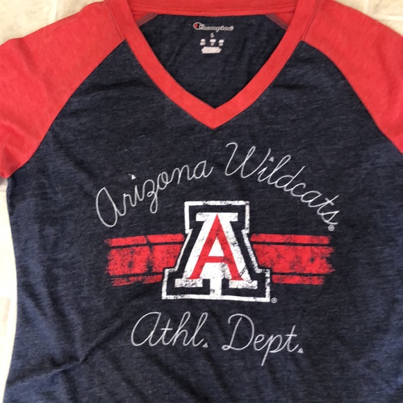 Bundle of 4 Women’s tops - Picture 3 of 12